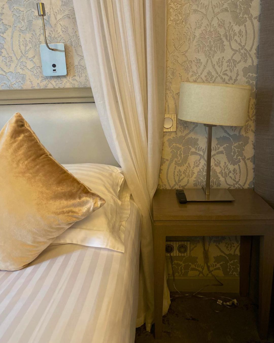 פריז Hotel Monceau Wagram חדר תמונה