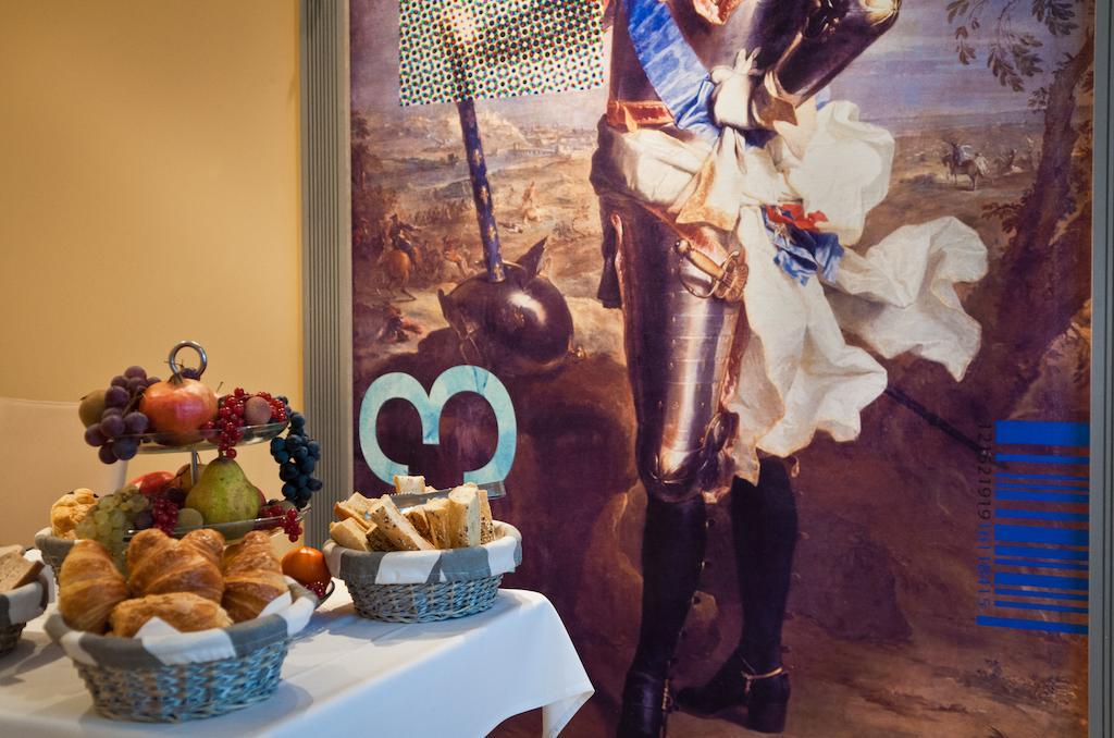 פריז Hotel Monceau Wagram מראה חיצוני תמונה